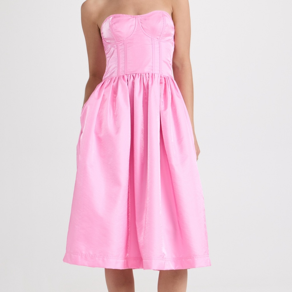 Chic Strapless Pink Dress